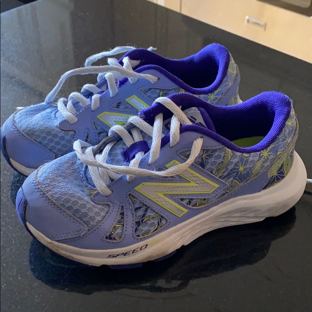 Sky blue with apple green details NB sneaker Sz 13